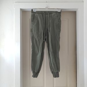 GAP Green woven joggers
